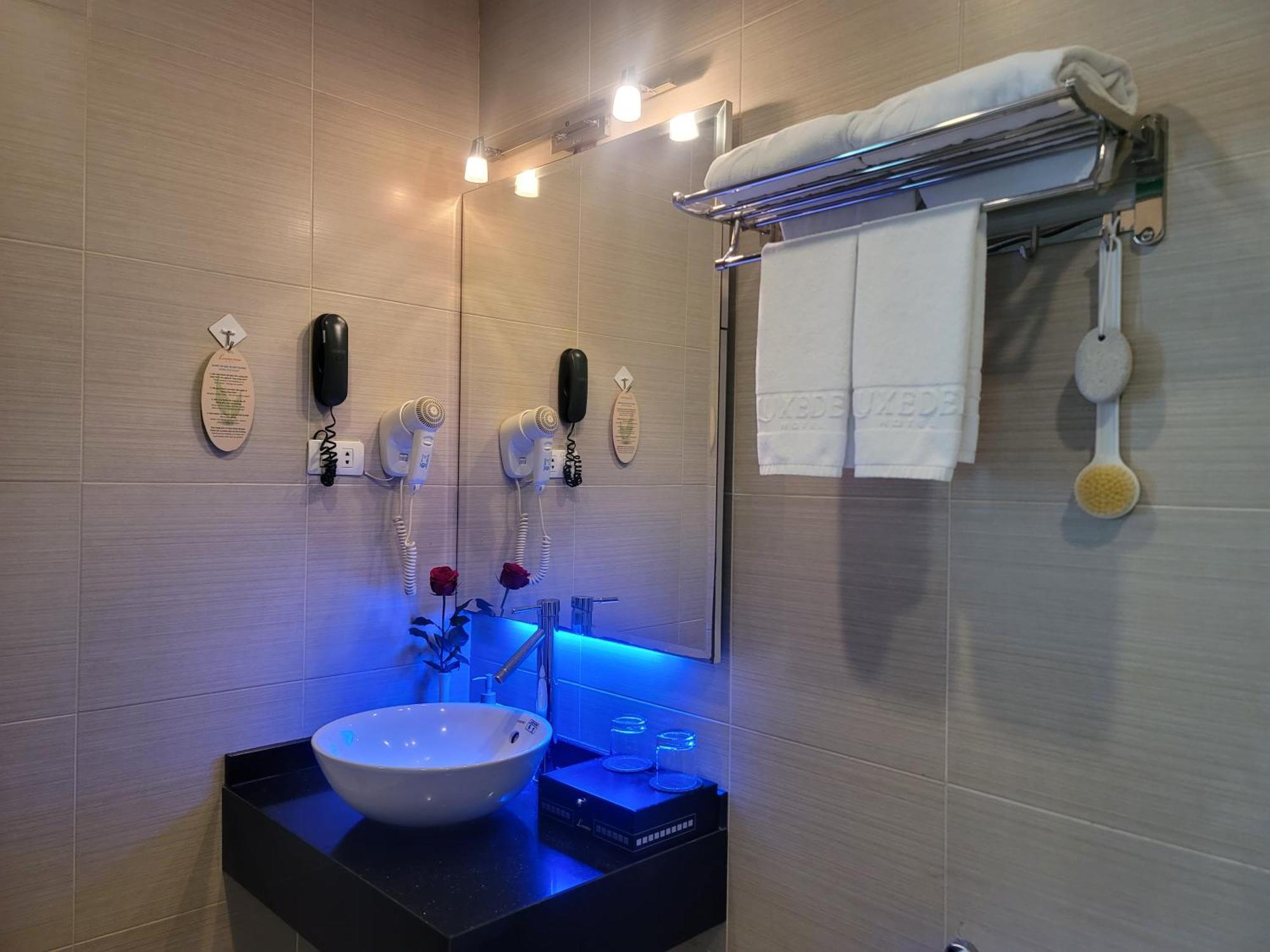 Luxeden Hotel Hanoï Extérieur photo