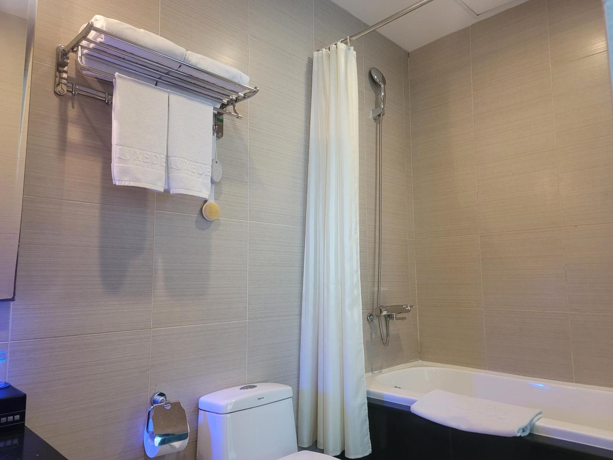 Luxeden Hotel Hanoï Extérieur photo