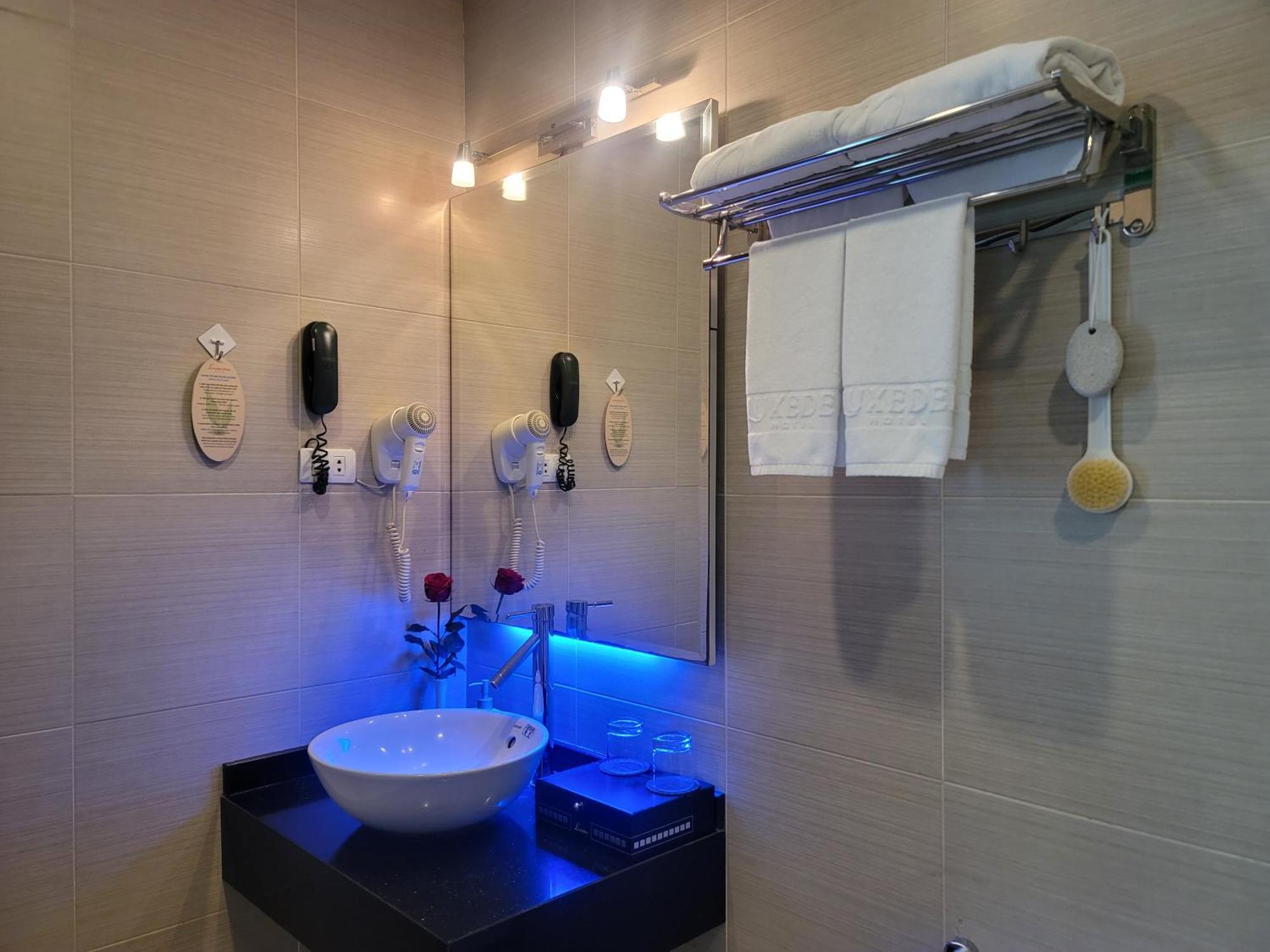 Luxeden Hotel Hanoï Extérieur photo
