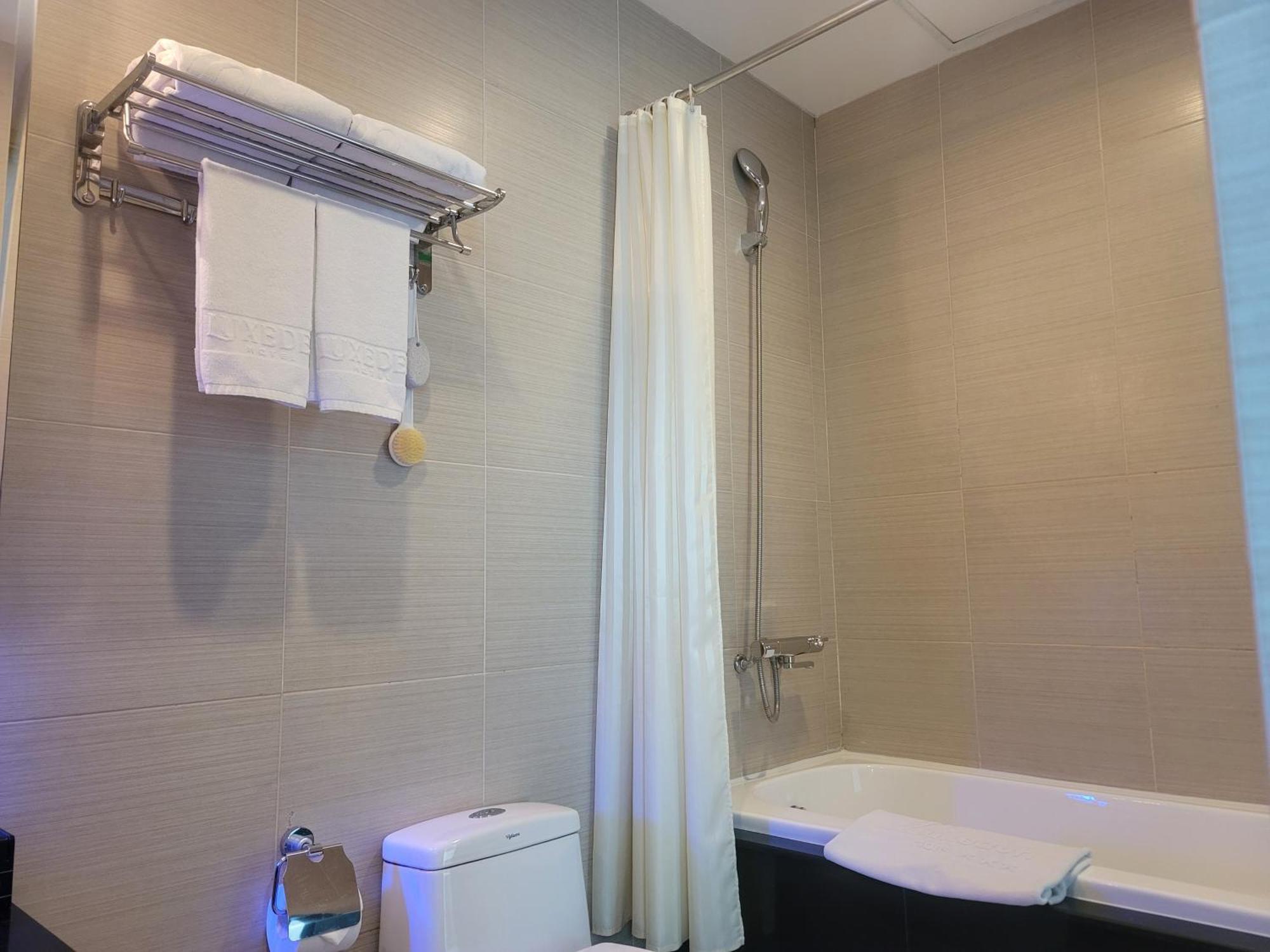 Luxeden Hotel Hanoï Extérieur photo