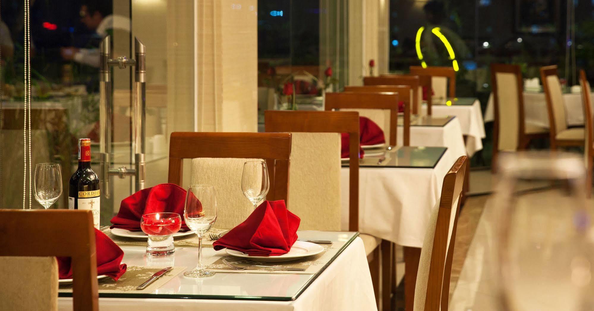 Luxeden Hotel Hanoï Extérieur photo